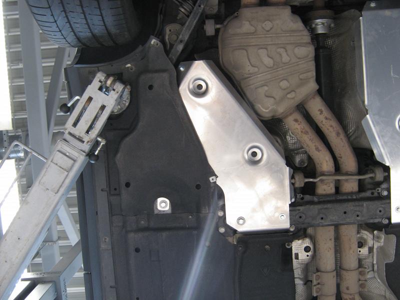 Защита топл. бака для PORSCHE Cayenne S  2018 -, V-2.9T AT 4WD , Sheriff, алюминий 4 мм, арт. 35.4024