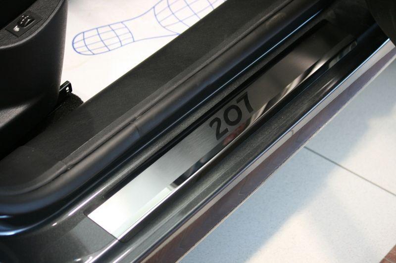 Накладки на внутренние пороги с логотипом на металл для Peugeot 207 5D 2006, Союз-96 PG27.31.3125