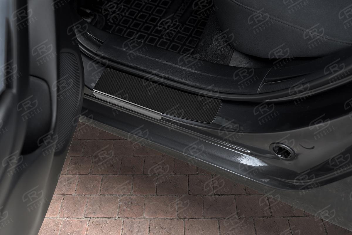 Накладки на пороги RUSSTAL (нерж., карбон, надпись) MZD313-06 для MAZDA 3 2013-2018