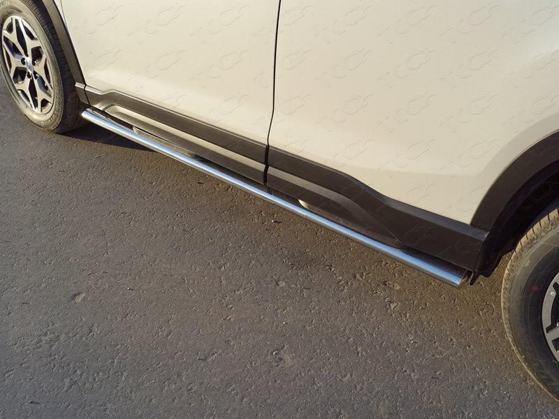 Пороги овальные с накладкой 120х60 мм для автомобиля Subaru Forester (S5) 2018-, TCC Тюнинг SUBFOR18-22