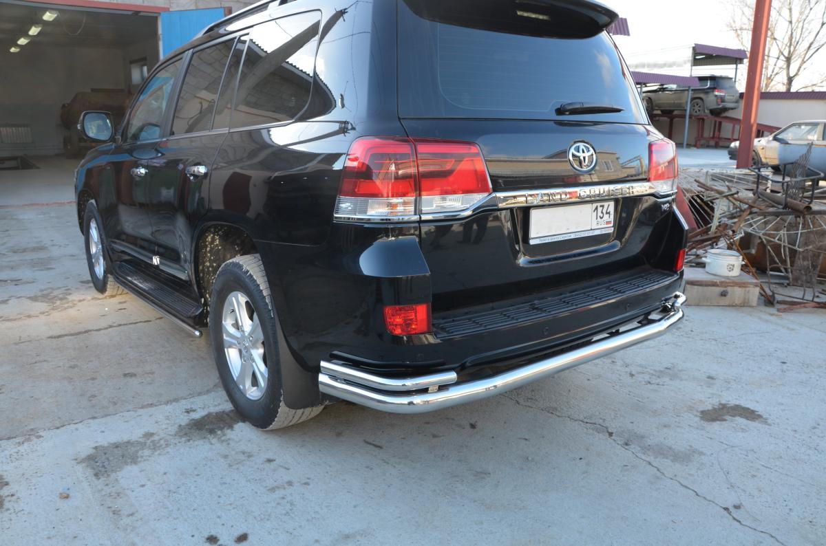 Защита заднего бампера угловая большая для автомобиля TOYOTA Land Cruiser 200    2015. TLC200.15.21, Россия