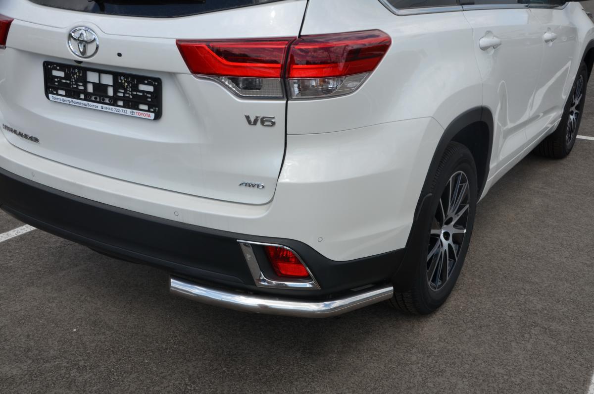 Защита заднего бампера угловая для автомобиля TOYOTA Highlander  2014, Россия THL.14.18