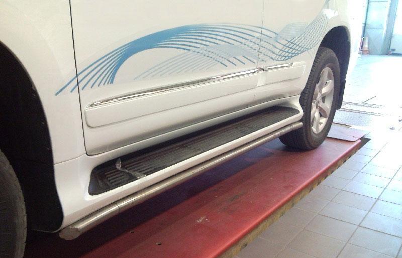 Пороги (обвод штатного порога) d-43  для Lexus GX 460, Технотек GX09_2