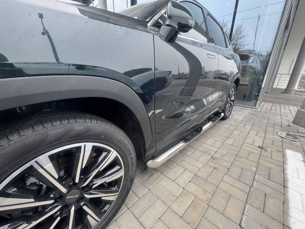 Пороги труба с проступью для автомобиля JETOUR Dashing 2022 арт. JET.DS.22.93