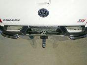 Накладки на задний бампер (лист зеркальный логотип Volkswagen) для автомобиля Volkswagen Amarok 2016-