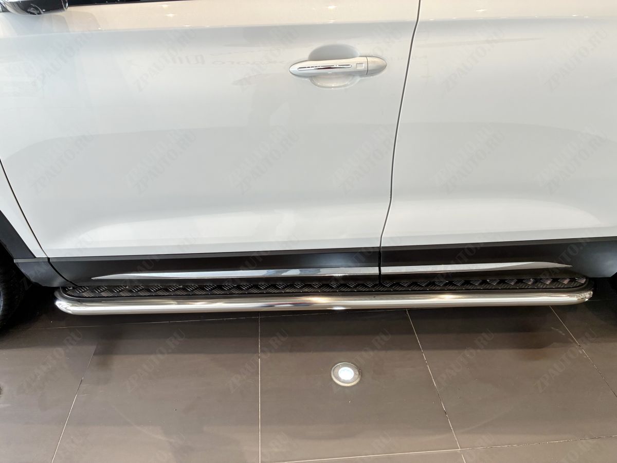 Пороги с накладным листом для автомобиля JETOUR X90 Plus 2022 арт. JET.X90+.22.41